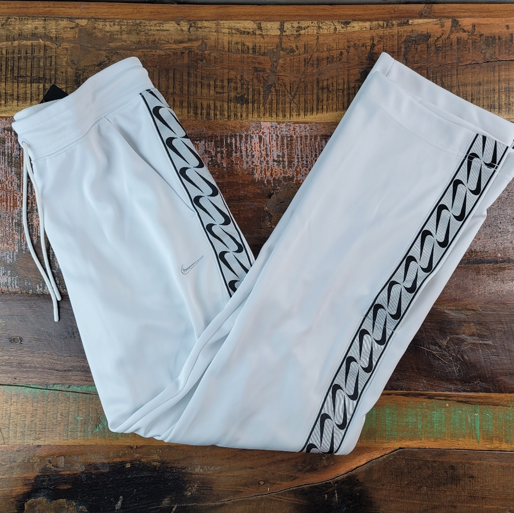 Nike Sportswear Women's Logo Open Hem White/Black